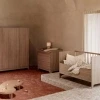 Dřevěná dětská postýlka quax Tsugi 70 x 140 cm -fv-interier-25