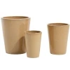 Set tří béžových zahradních květináčů Kave Home Rotja ⌀ 26/35/47 cm