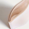 Růžová skleněná váza Kave Home Ardeni 22 cm -fv-interier-25