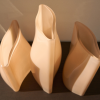 Růžová skleněná váza Kave Home Ardeni 22 cm -fv-interier-25