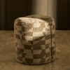 Hnědý  vzorovaný puf Kave Home Nedilo Ø45 cm -fv-interier-25