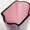 Fialová skleněná váza Kave Home Uconi 36 cm -fv-interier-25