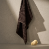 Hnědý bavlněný ručník Kave Home Lurevi 50 x 90 cm -fv-interier-25