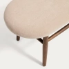 Béžová čalouněná ořechová lavice Kave Home Helda 122 cm -fv-interier-25