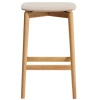 Dřevěná barová židle Kave Home Evera 67 cm s čalouněným sedákem