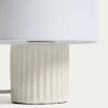 Bílá keramická stolní lampa Kave Home Eshe -fv-interier-25