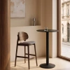 Hnědá barová židle Kave Home Ludara s čalouněným sedákem 69 cm -fv-interier-25