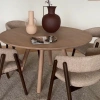 Světle hnědý dubový rozkládací jídelní stůl CLAPPERTON 140/240 x 140 cm -fv-interier-25