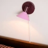 Červeno-růžové kovové nástěnné světlo MOXY -fv-interier-25