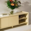 Žlutý lakovaný TV stolek Rali 160 x 48 cm -fv-interier-25